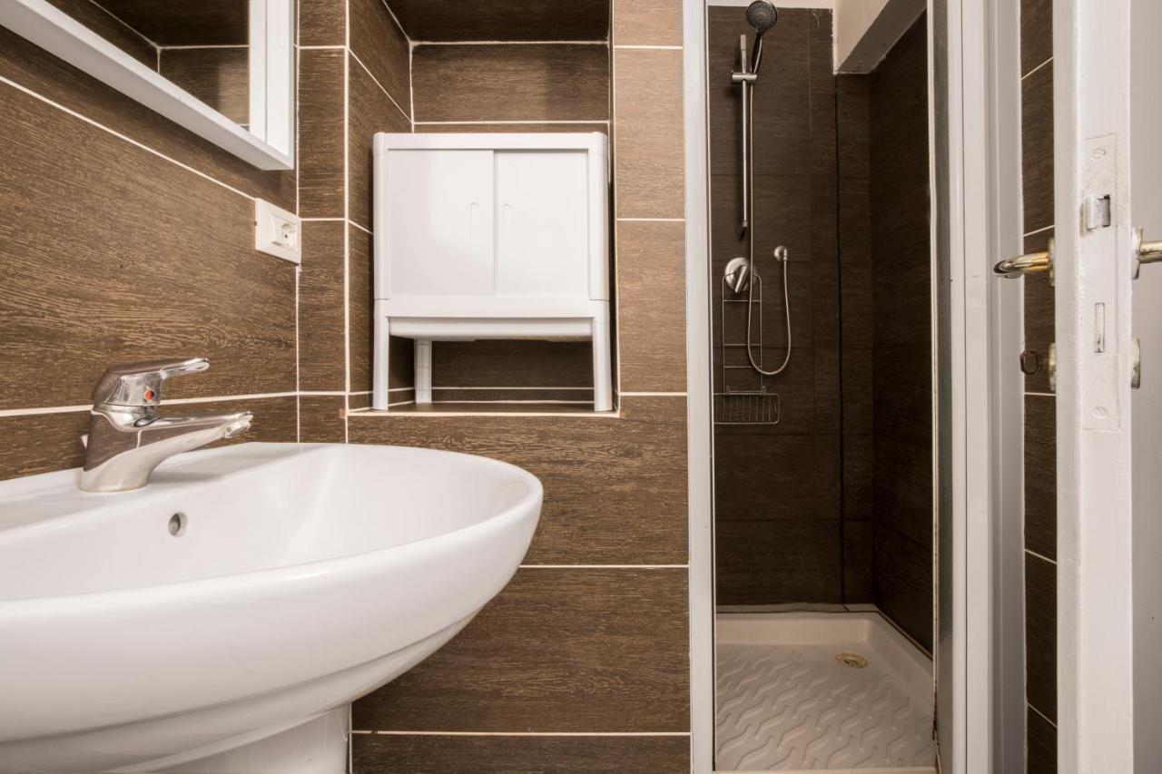 Laura Silent Loft Florenz