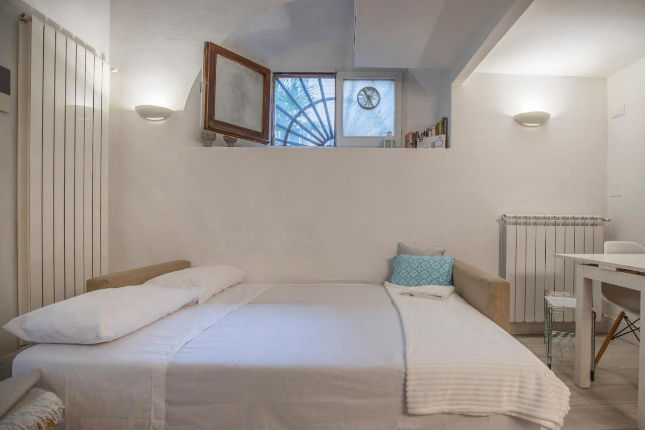 Laura Silent Loft Florenz